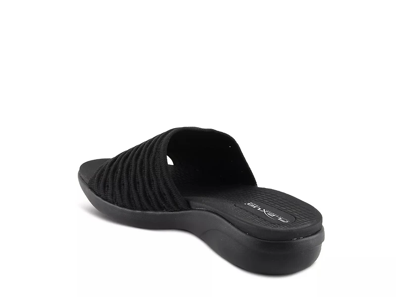 Deondre Wedge Sandal