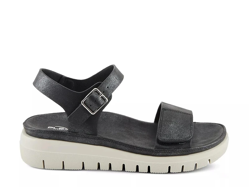 Shinzon Wedge Sandal