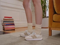 237 Sneaker - Women's
