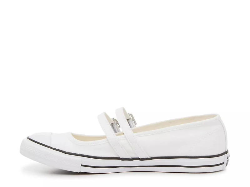 Dainty Mary Jane Sneaker