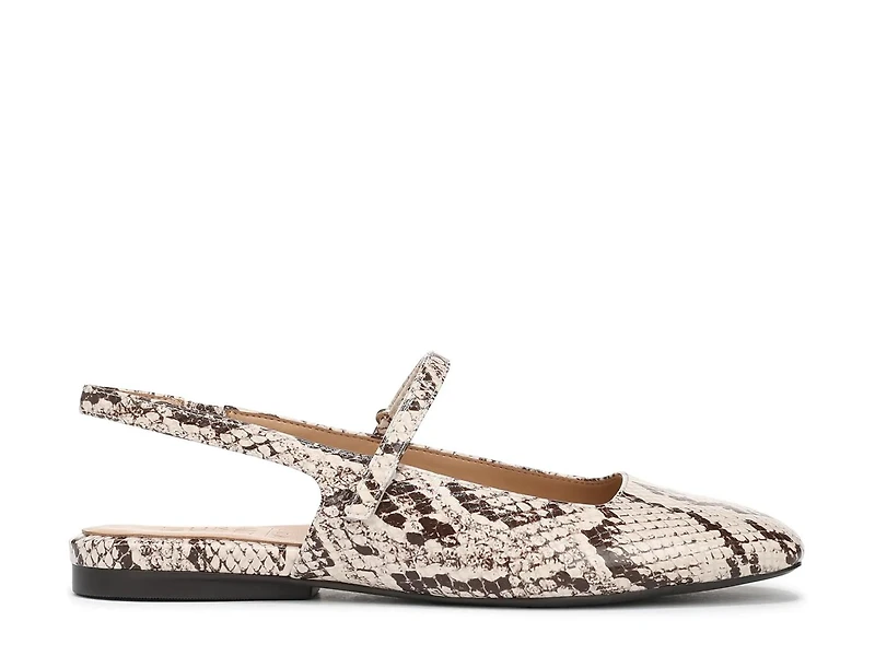 Connie Flat