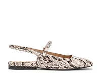 Connie Flat