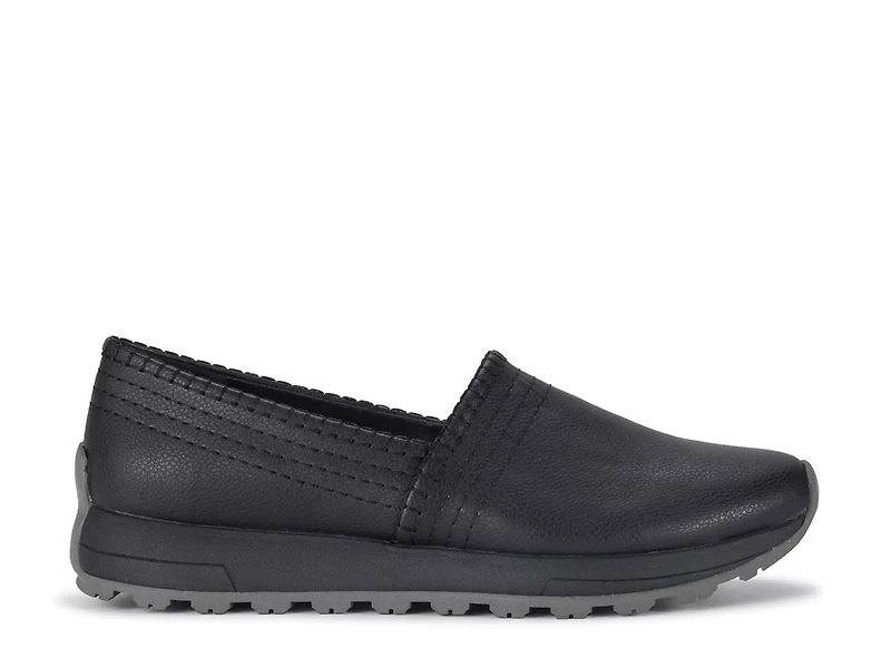 Gennie Slip-On