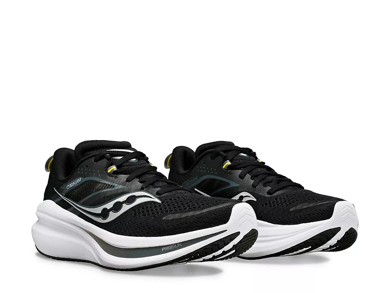 Omni 22 Running Shoe