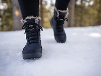 Minx Shorty IV Snow Boot - Women's