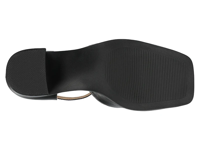 Evangeline Pump