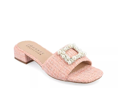 Justina Sandal