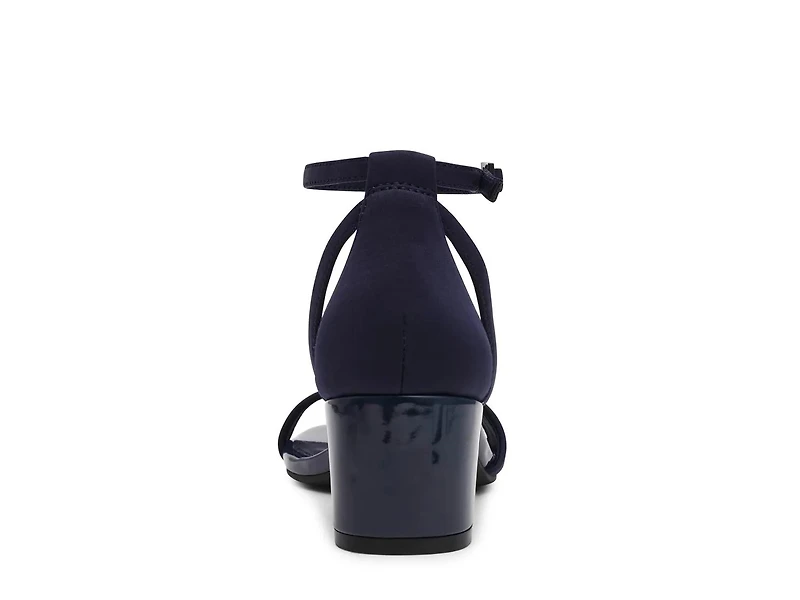 Mia Sandal