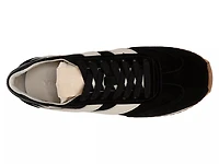Oasis Runner Sneaker - Women's