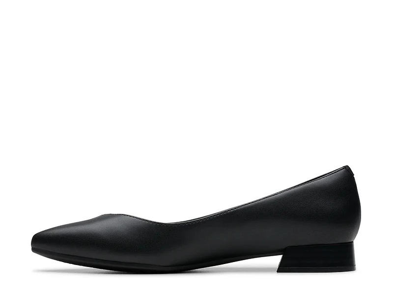 Natalyn Wish Flat