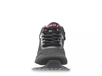 Stability Strive Walking Sneaker