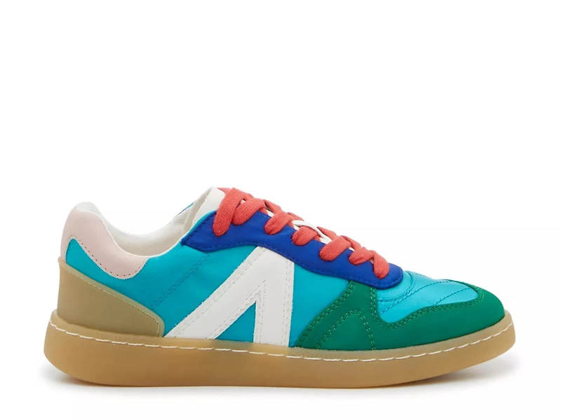 Vesta Sneaker - Women's