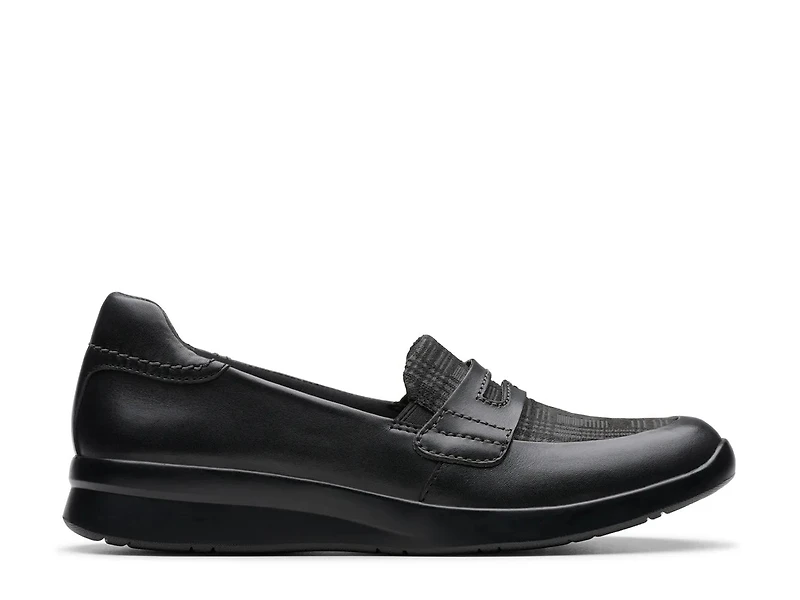 Ellowyn Penny Loafer