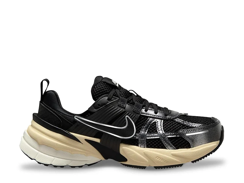 V2K Run Sneaker - Women's