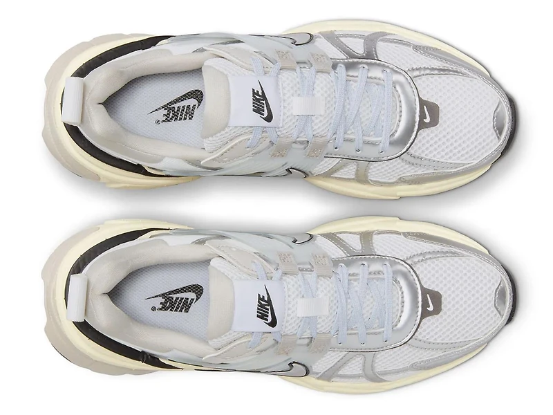 V2K Run Sneaker - Women's