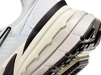 V2K Run Sneaker - Women's