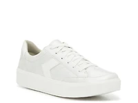 Madison Lace Sneaker - Women's