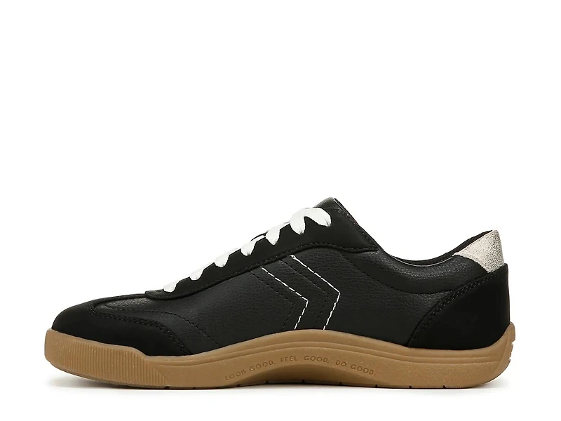 Be True Sneaker - Women's