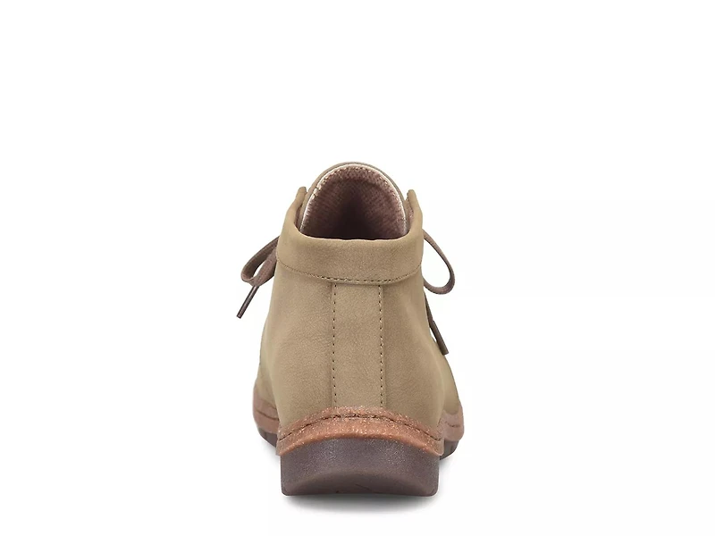 Nadia Chukka Boot