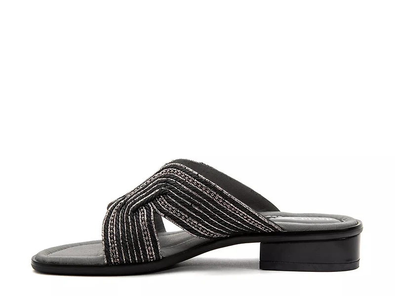 Thrive Sandal