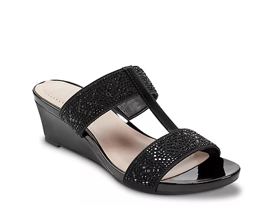 Luvit Wedge Sandal