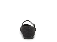 Philly 2 Mary Jane Flat