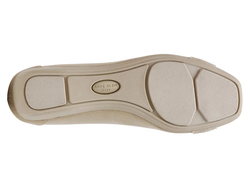 Ultimate Flat