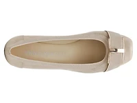 Ultimate Flat