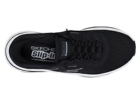 Hands Free Slip-ins Go Run Elevate 2.0 Banyan Running Shoe