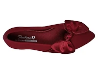 Cleo Point Classy Flat