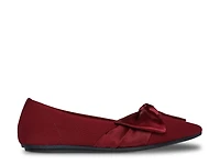 Cleo Point Classy Flat