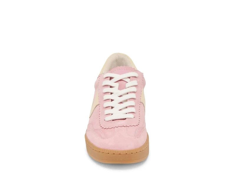 Notice Court Sneaker