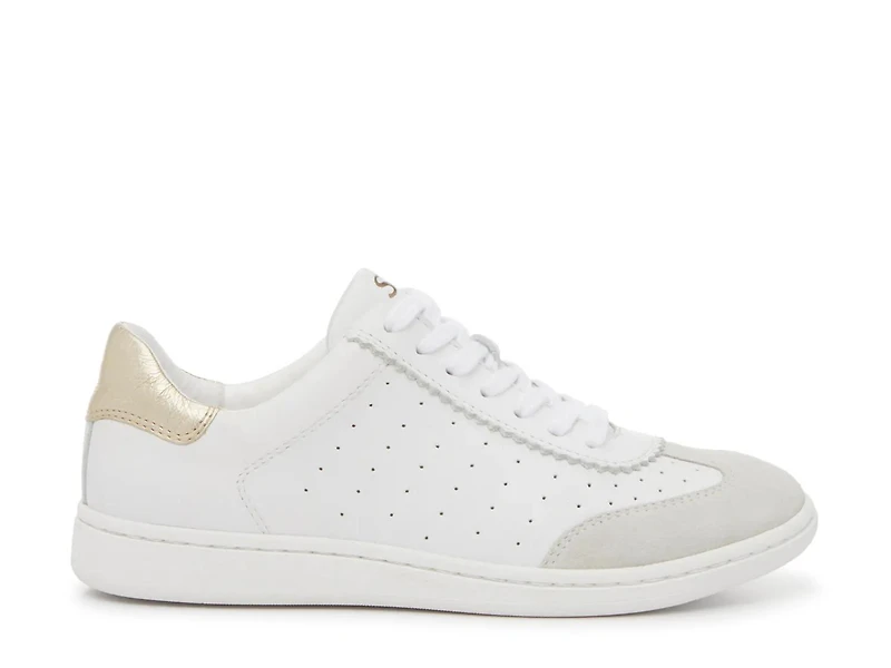Regina Sneaker