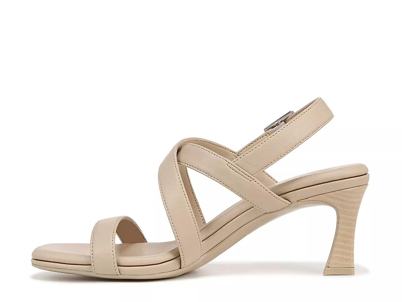Kiki Sandal