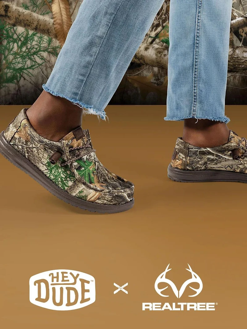 Wally Real Tree Edge Slip-On