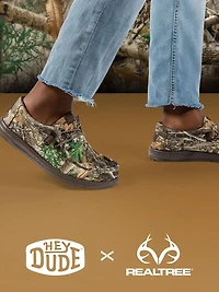 Wally Real Tree Edge Slip-On