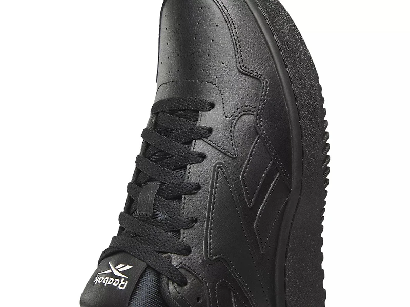 ATR Chill Sneaker
