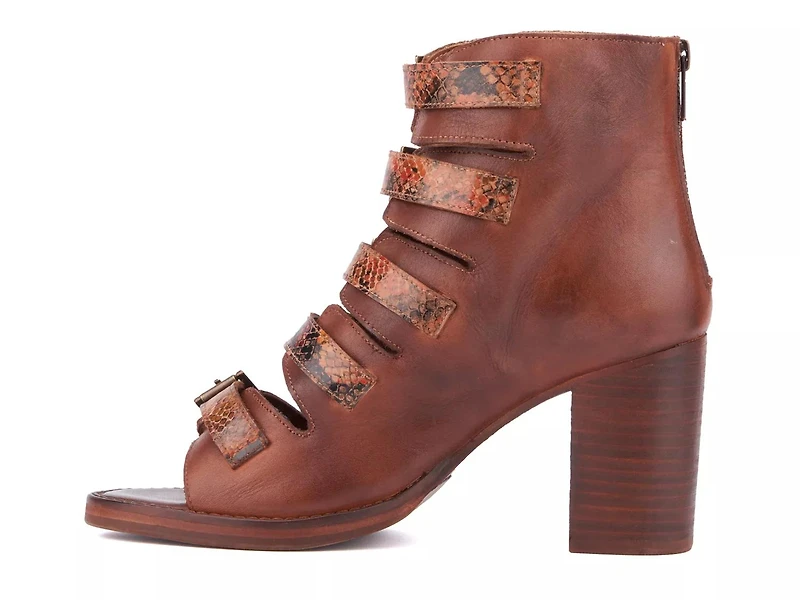 Lauralyn Gladiator Sandal