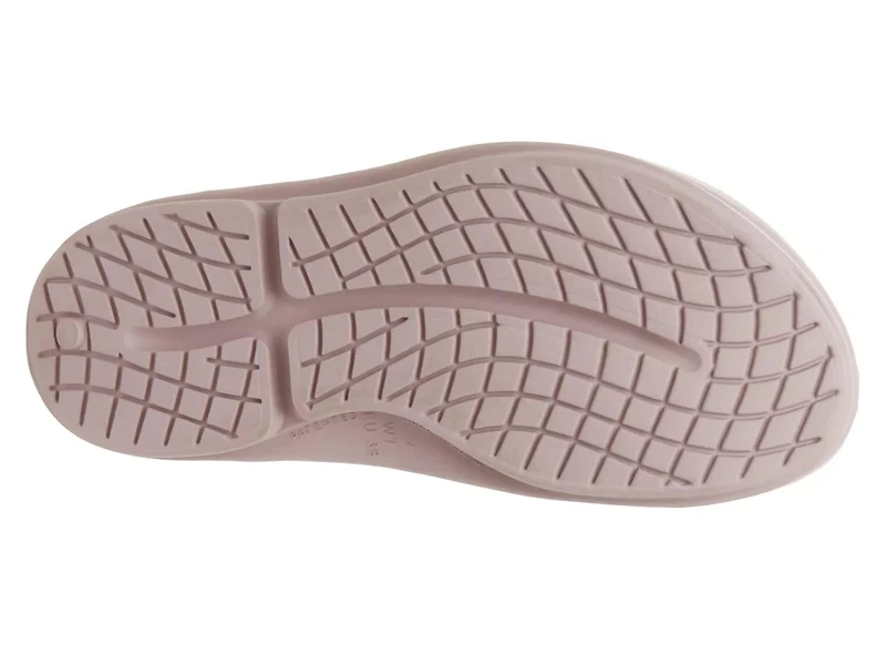 OOmega OOahh Wedge Sandal - Women's