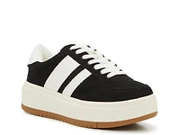 Navida Platform Sneaker