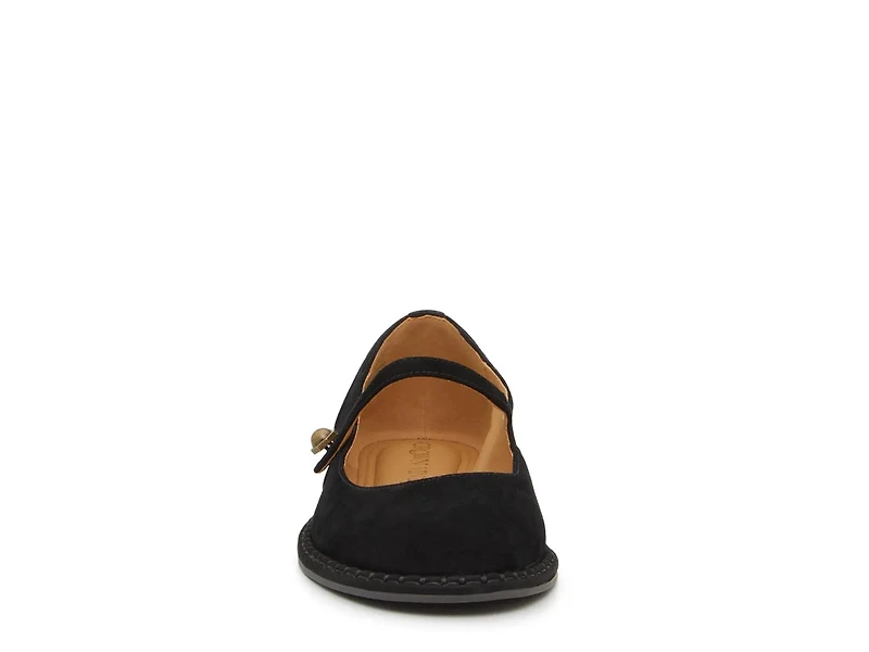 Famela Mary Jane Flat