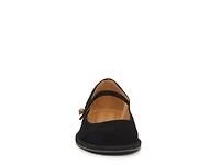 Famela Mary Jane Flat