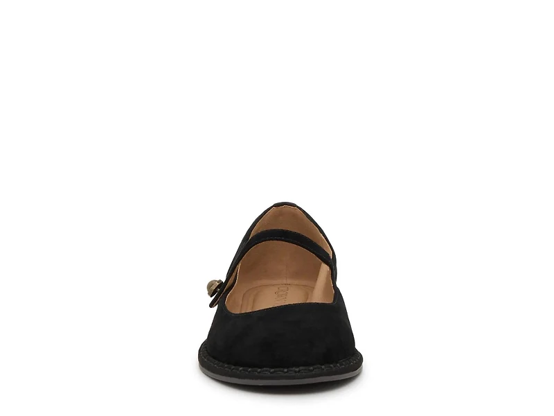 Famela Mary Jane Flat