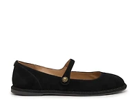 Famela Mary Jane Flat
