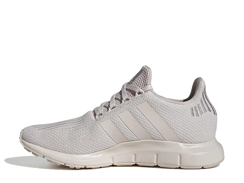 Swift Run 1.0 Sneaker