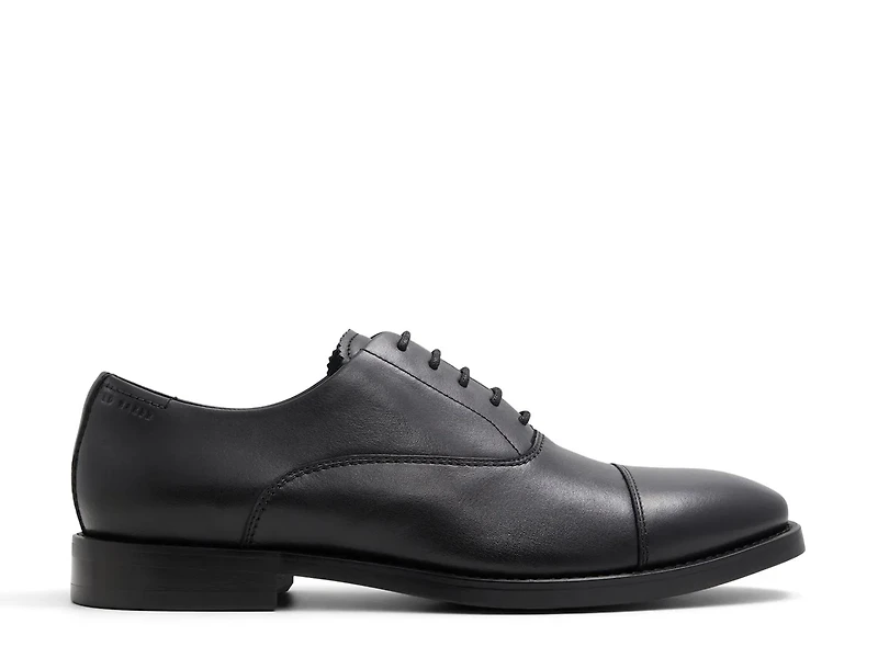 Oxford Cap Toe