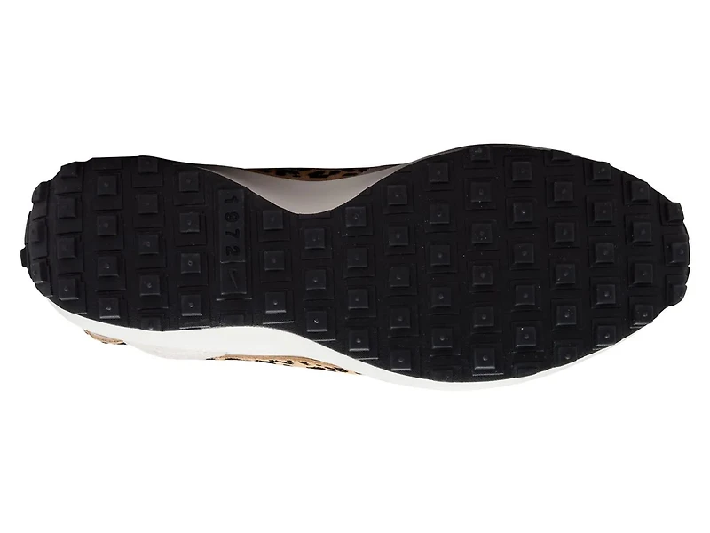 Waffle Debut Running Shoe - Women's