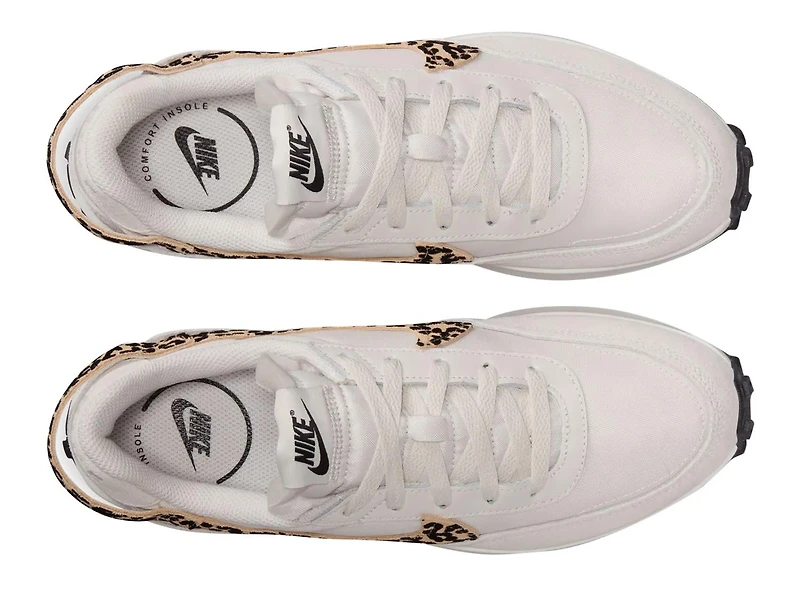 Waffle Debut Running Shoe - Women's