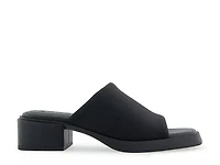 Denise Sandal