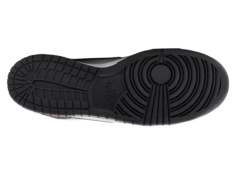 Big Nike Low Sneaker